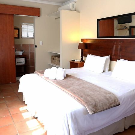 Morulana Guest House Kempton Park Zewnętrze zdjęcie